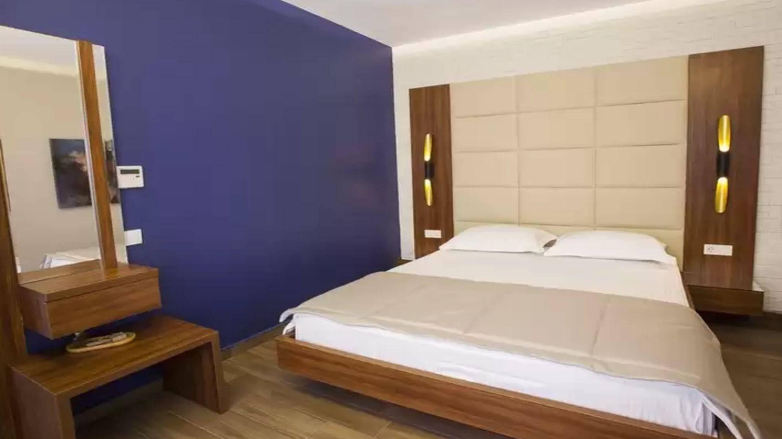 Maxuite Hotel In Home Akcay  Exterior photo